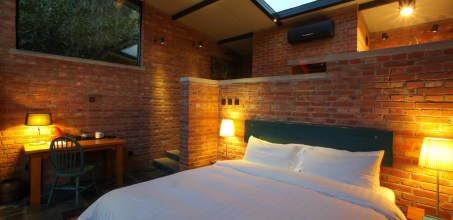 Brickyard Retreat at Mutianyu Great Wall