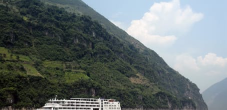 M.S Yangzi Explorer