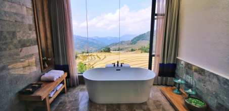 The Twelve Manor Terraces Lodge