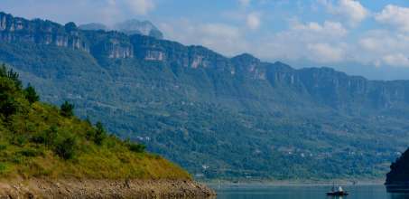 Tenglong Cave & Qingjiang River