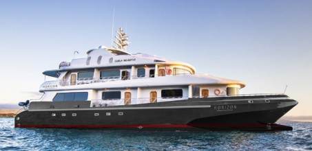 Galapagos Horizon Trimaran