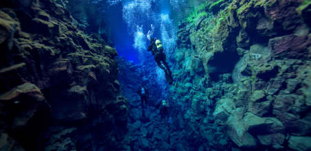 Snorkelling between Tectonic Plates