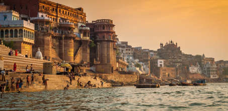 Explore the Ghats of Varanasi