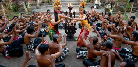 Sunset over Uluwatu & Kecak