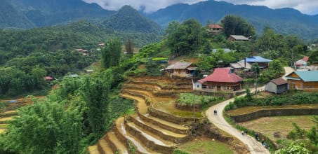 Trek to Ban Phavie