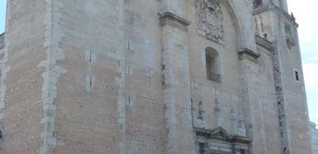 Meander through Merida