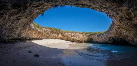 Private Trip to Marietas Island