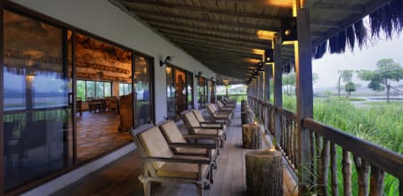 Barahi Jungle Lodge