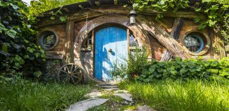 A tour of Hobbiton - A Tolkien Day Out