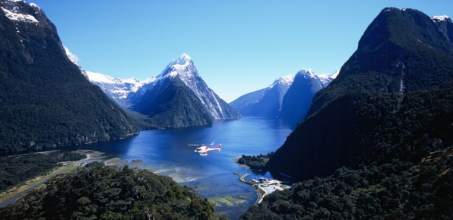 Milford Sound Extended Helicopter Tour (Shared)