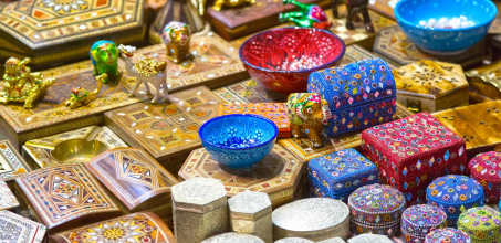 Nizwa Fort and Souq with visit to Al Hamra