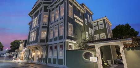 Hagia Sofia Mansions Istanbul, Curio Collection by Hilton