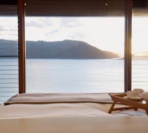 Windward Pavilion Bed - qualia