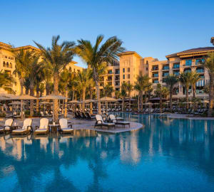 Main Pool - Four Seasons Resort Dubai