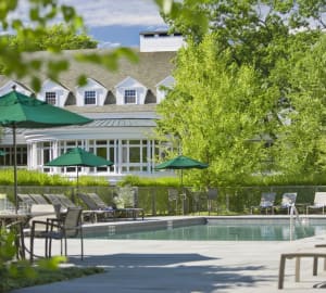 Outdoor Pool - Woodstock Inn 
