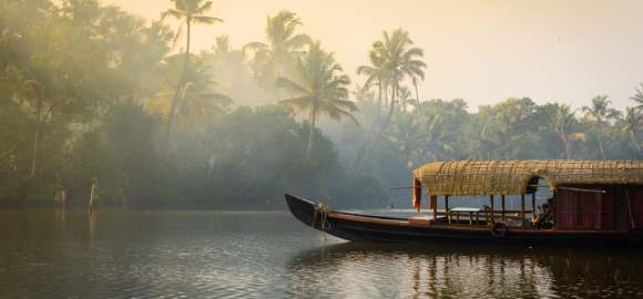 Iconic Kerala & the Maldives