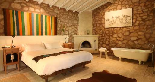 Stone House Guestroom - Finca Adalgisa