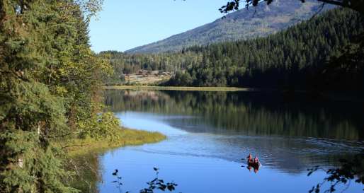 Canoeing - Alpine Meadows Resort