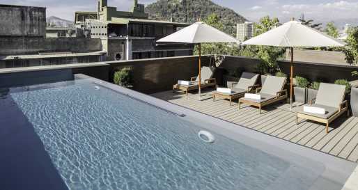 Rooftop pool 