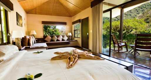 Suite interior - El Silencio Lodge