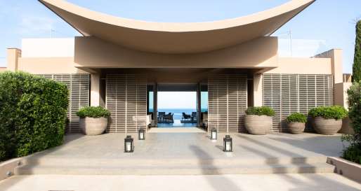 Entrance - La Reserve Ramatuelle