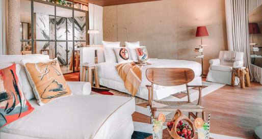Lily Suite  