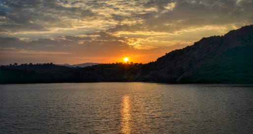 Badi Lake - Hiking Experience near Udaipur
