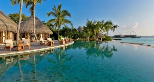 Compass Pool Bar - Milaidhoo