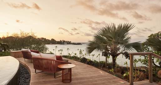 Peninsula Pool - Paradise Cove Hotel  Spa