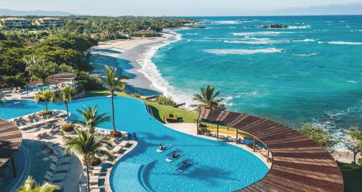 Pool and ocean views 