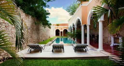 Pool and courtyard - Hacienda Merida VIP