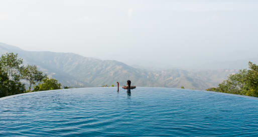 INFINITY POOL