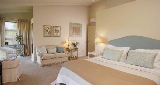 Cottage downstairs bedroom - Edenhouse