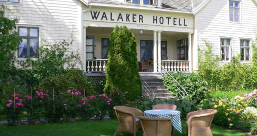 Walaker Main Entrance - Walaker Hotel