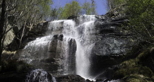 Waterfall - Hike to Turlidfossen waterfall