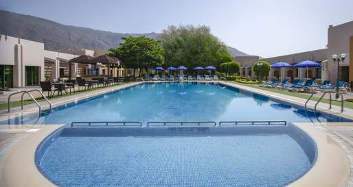 Swimming Pool - Golden Tulip Nizwa