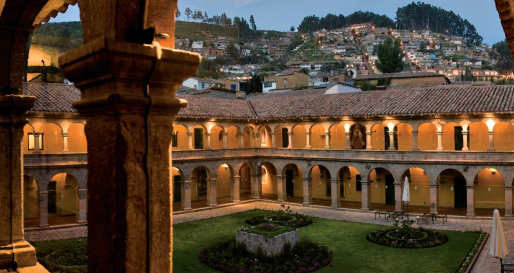 Central Courtyard - Hotel Monasterio