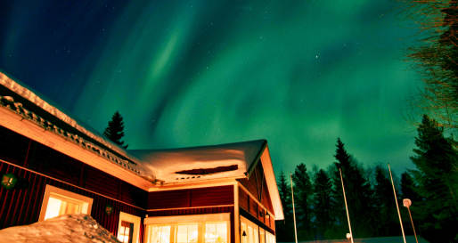 Exterior - Pine Bay Lodge