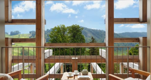 Alpine Deluxe room with balcony  