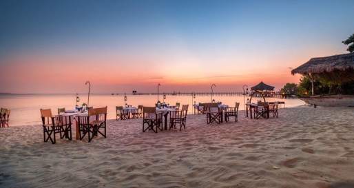Restaurant beach 