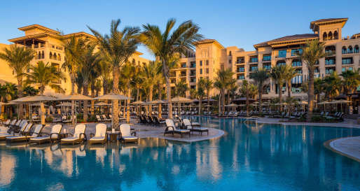 Main Pool - Four Seasons Resort Dubai