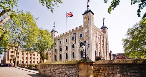 Tower of London - Tower of London & St Paul's Cathedral on foot