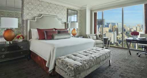 Strip View Room - Four Seasons Hotel Las Vegas