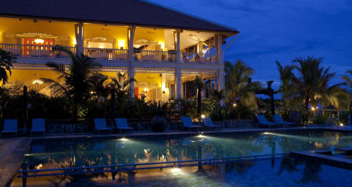 Swimming pool by night - La Veranda