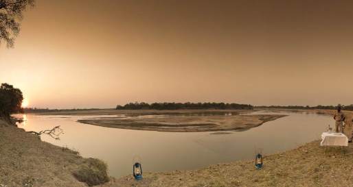 Riverbank - Robin Pope Luangwa Bush Camping
