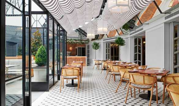Royce Hotel