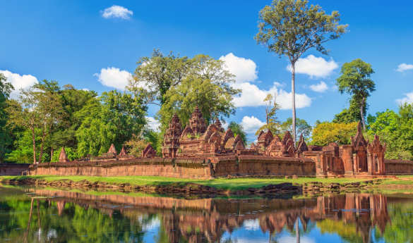 Banteay Srei and Beng Mealea Full Day Tour