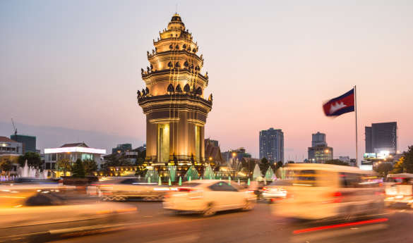 Evening Drinks with a Journalist in Phnom Penh