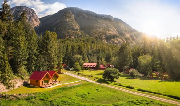 Tweedsmuir Park Lodge