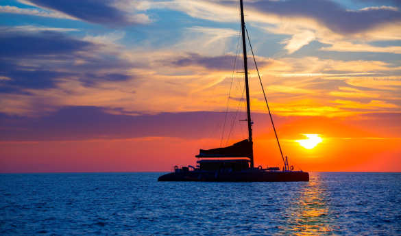 Sunset Catamaran Tour of Papagayo